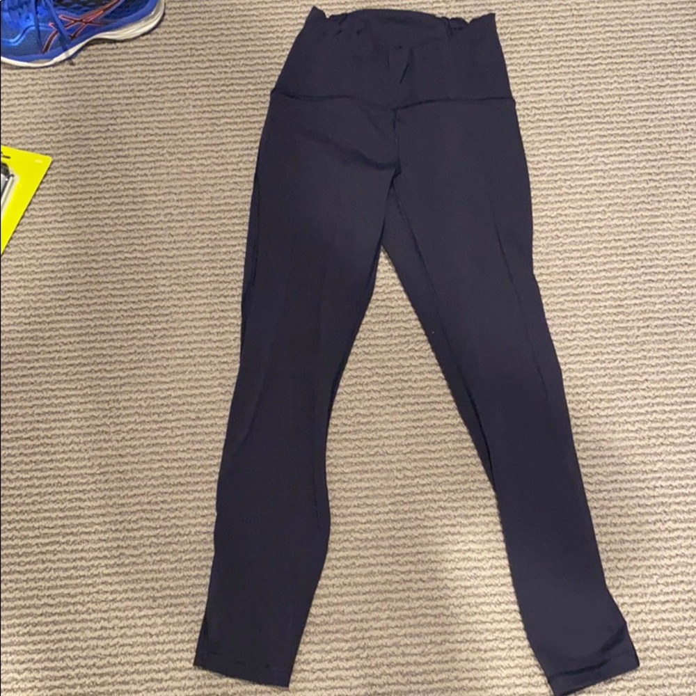 Lululemon mid rise leggings 25inch seam sz6 navy